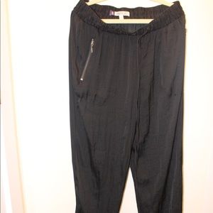 Jennifer Lopez collection loose pants.